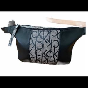 NWOT Calvin Klein Fanny pack 🎉